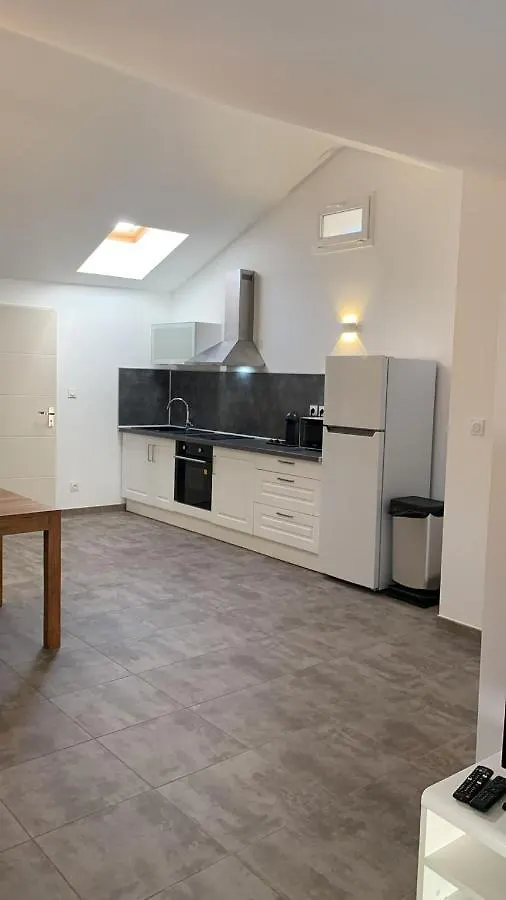 Appartement Rue De Provence Awinion