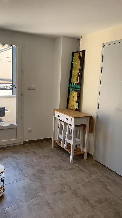 Appartement Rue De Provence Awinion Apartament